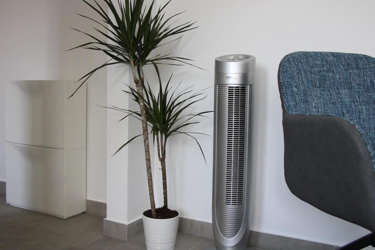 New & Modern Apartment With Beautiful Lake View! Lugano Exterior foto